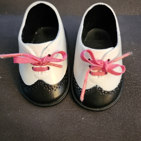 18in doll Classic Kids with Pink Laces - Picture 1 of 3